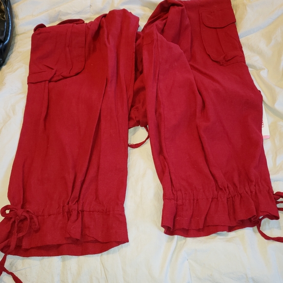 Capris for Women - Picture 3 of 4